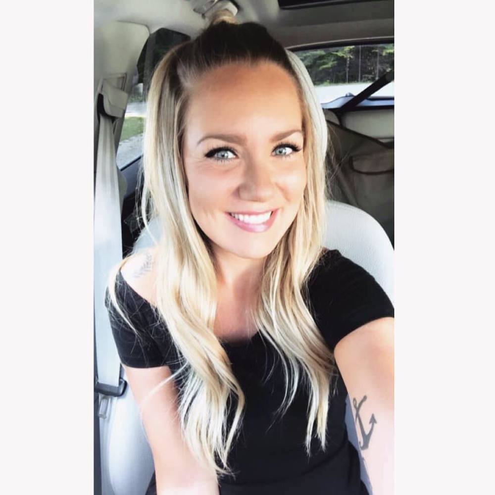 Meet your Posher, Laurel